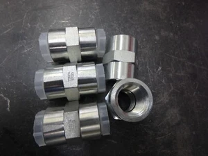 5000-08-08, 8FPT auf 8FPT, Adapterverschraubung, 5 Stück - Bild 1 von 1