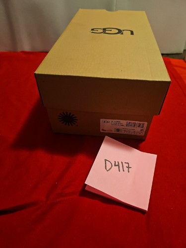 Slip piatto Ugg W Jeanie Fluff taglia 9