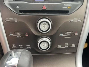 Audio Equipment Radio Control Panel ID CT4T-18A802-AA Fits 12-13 EDGE 202370 - Picture 1 of 12