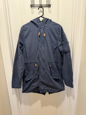 COMO NUEVO RARO ALPHA INDUSTRIES Nylon Poliamida Chaqueta de Lluvia Abrigo Hombres Talla L Azul Marino Foto 1 de 3