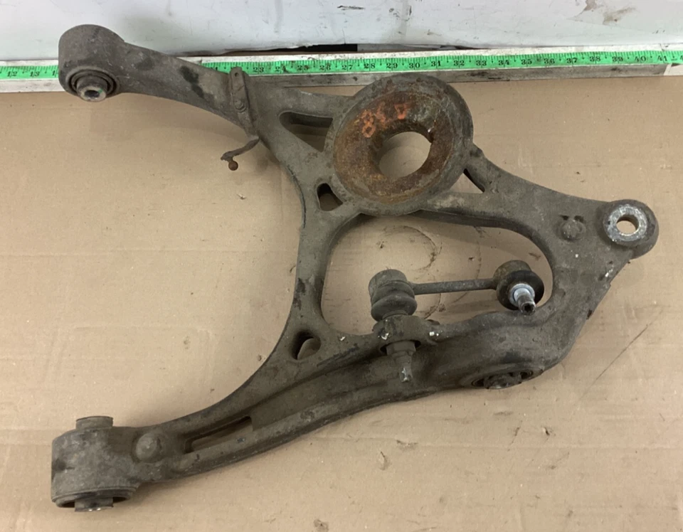 2007-2012 Mercedes-Benz GL450 Rear Right Side Suspension Lower Control Arm OEM - Image 1 of 4