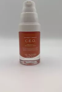 Sunday Riley C.E.O. 15 % Vitamin C Aufhellendes Serum 0,5 Unzen No Box - Bild 1 von 2