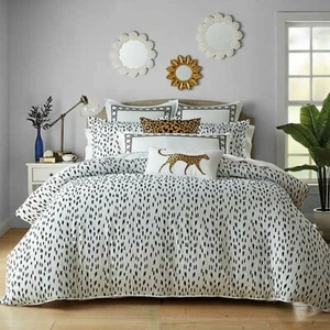 WAMSUTTA Estero 3-Piece QUEEN Comforter Set NEW White Black Spots Cheetah Print - Picture 1 of 4