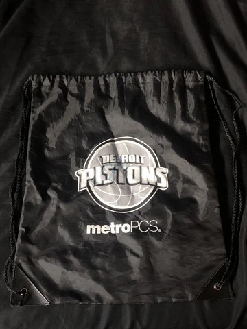 Detroit Pistons Drawstring Bag w/ Jonas Jerebko #33 AUTOGRAPH Bad Boy Last Dance Cover
