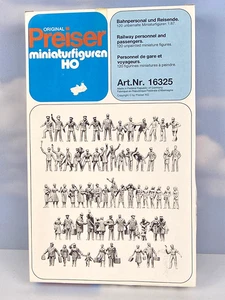 (3935) Preiser H0 16325 Bahnpersonal und Reisende unbemalt Neu & OVP - Bild 1 von 1