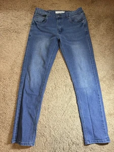 Pantalones de mezclilla para hombre puntadas y remaches 30x30 ajustados pierna cónica tiro medio azul - Imagen 1 de 10