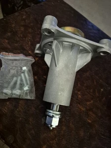 AUTOMUTO Gruppo Mandrino Rasaerba Kit Mandrino per 153535-42 48 Ponte per Husqvarna - Foto 1 di 4