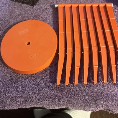 Aurora Model Motoring - Spiral Roadway Support “Cobra Climb” #1594 - Image 1 of 4