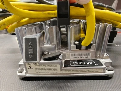 Cargador Club Car 48v E.R.I.C. Foto 1 de 4