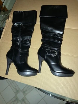 Botas de plataforma Apostrophe negras de tacón alto con parte superior doblada talla 6 Foto 1 de 4