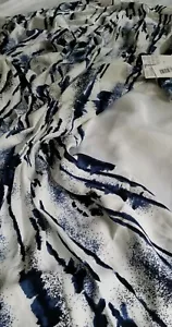 NWT Lularoe Shirley Large 🌹 White Blue Navy Tie Dye Inky RARE Kimono GoRgEoUs! - Picture 1 of 9