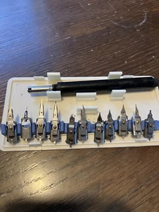 Pelikan Graphos 11 Federn - Bild 1 von 1