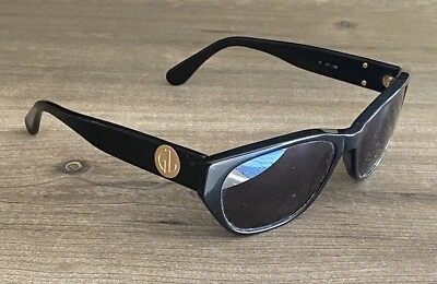 Vintage Guy Laroche Paris Black Sunglasses Women’s - Image 1 of 4