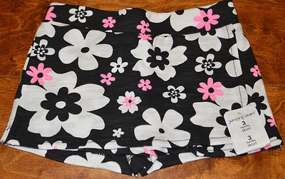 Pantalones cortos sin cordones florales blancos y negros con frijoles saltadores para bebé niña talla 3 meses Foto 1 de 2