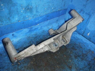 Chevrolet Equinox 2008/2009 soporte de montaje de transmisión GM 25979409 Foto 1 de 4