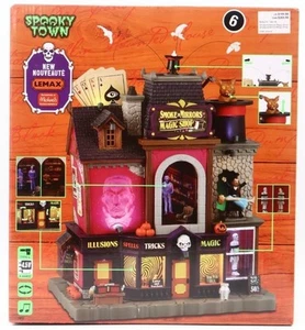 2024 Lemax Spooky Town HUMO Y ESPEJOS TIENDA DE MAGIA Halloween Village Nuevo en caja - Imagen 1 de 9