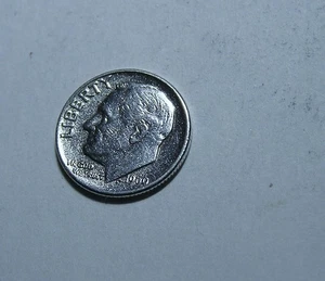 1960  D   Roosevelt Dime - Picture 1 of 2