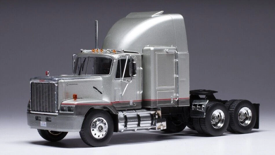 IXOMODELS - GMC General SBFA 6x4 1988 argento - 1/43 - IXOTR166.22 - Immagine 1 di 1