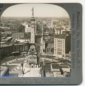 Monumento a los soldados Keystone Stereoview c1900 Heart of Indianápolis IN sobre soldados - Imagen 1 de 3