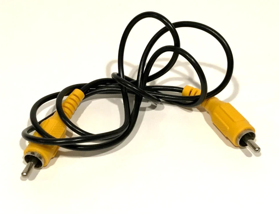 RCA Audio/Video Connector 40" - Excellent Condition - Image 1 of 1