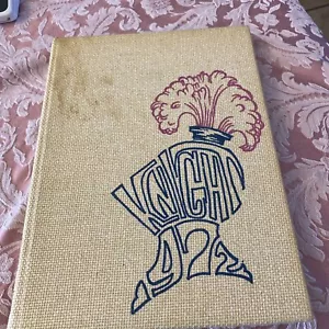 1972 A. N. McCALLUM HIGH SCHOOL YEARBOOK AUSTIN, TEXAS KNIGHT UNMARKED! - Picture 1 of 3