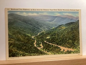 Newfound Gap Highway from Chimney Tops, Great Smoky Mountains: -Vintage Postcard - Picture 1 of 3