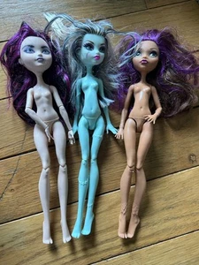 monster high dolls lot Frankie, Clawdeen, Drackulaura - Picture 1 of 1