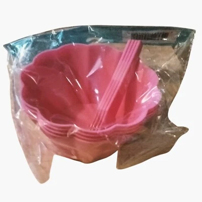Ice Cream Bowls Spoons 8 Piece Set Pink Flower Shape Plastic Party Desserts - Image 1 of 4