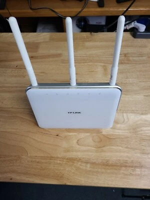TP-LINK Archer C8 AC1750 Wireless Dual Band Gigabit Router - BOOTLOOP - Image 1 of 3