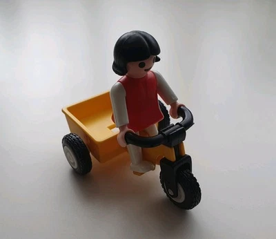 Playmobil 3359 Kind mit Dreirad Mädchen retro Spielzeug vintage Geobra 1981 80er - Bild 1 von 4