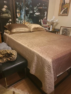 Funda y fundas de terciopelo dorado Queen + fundas de almohada de algodón extra a juego Foto 1 de 4