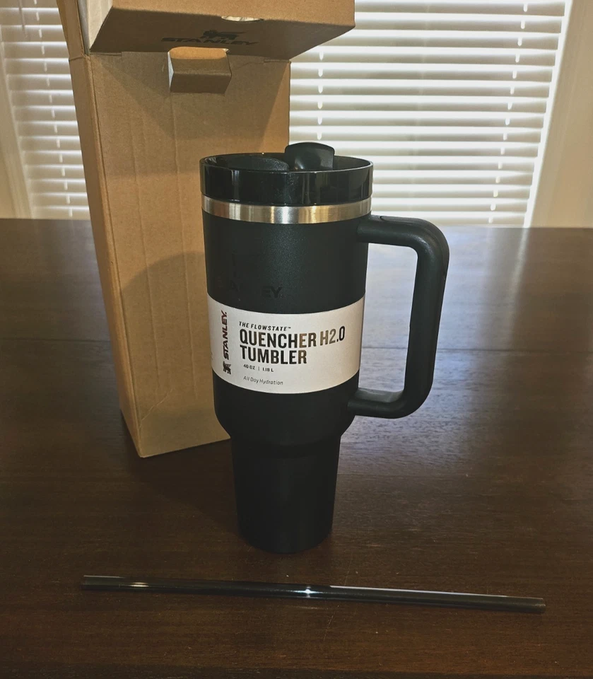Stanley Quencher H2.0 FlowState 40oz Tumbler - Black
