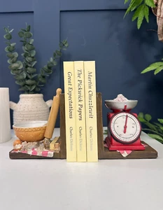 Paar Backthemen Kochbuch Buchstützen Regal Ordnung | Wohndeko | handbemalt - Bild 1 von 7