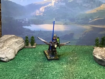 Warhammer Fantasy Battles Príncipe Enano montando un joven Grifo Foto 1 de 3