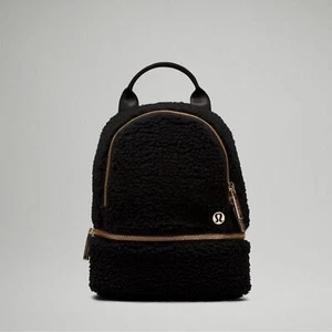 NWT Lululemon City Adventurer Backpack Micro 3L *Fleece Black Gold - Picture 1 of 9