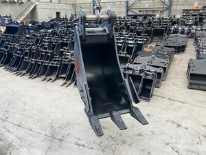 General Purpose Trenching Bucket 450 mm wide suit 13 ton Excavator - Picture 1 of 12