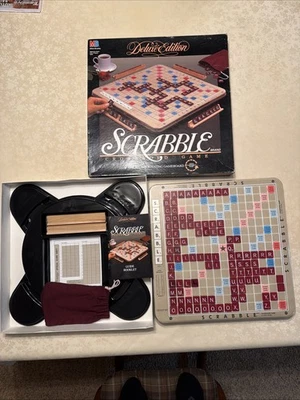Milton Bradley 4034 Scrabble Deluxe Edition 1989 Vintage Board Game - Image 1 of 4