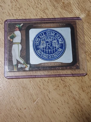 2009 Topps #LPR-81 Reggie Jackson Legends Commemorative Patch - Image 1 of 2