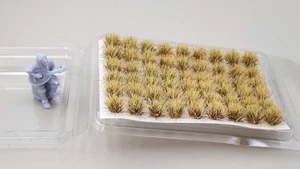 JHT - Autumn Yellow Model Grass Clusters - Self Adhesive Grass Tufts - 8mm heigh - Picture 1 of 1