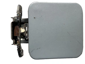 1981 82 83 84 85 86 87 CHEVROLET GMC BLAZER JIMMY GAS FUEL DOOR & HINGE 14039920 - Picture 1 of 8