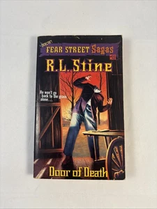 R. L. Stine Fear Street Sagas Door of Death Book # 15 1st Print - Picture 1 of 5