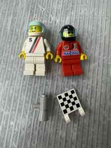 LOTE DE MINIFIGURAS LEGO VINTAGE/2 Race Car Driver tacos sólidos 14774 6509 y octano - Imagen 1 de 10