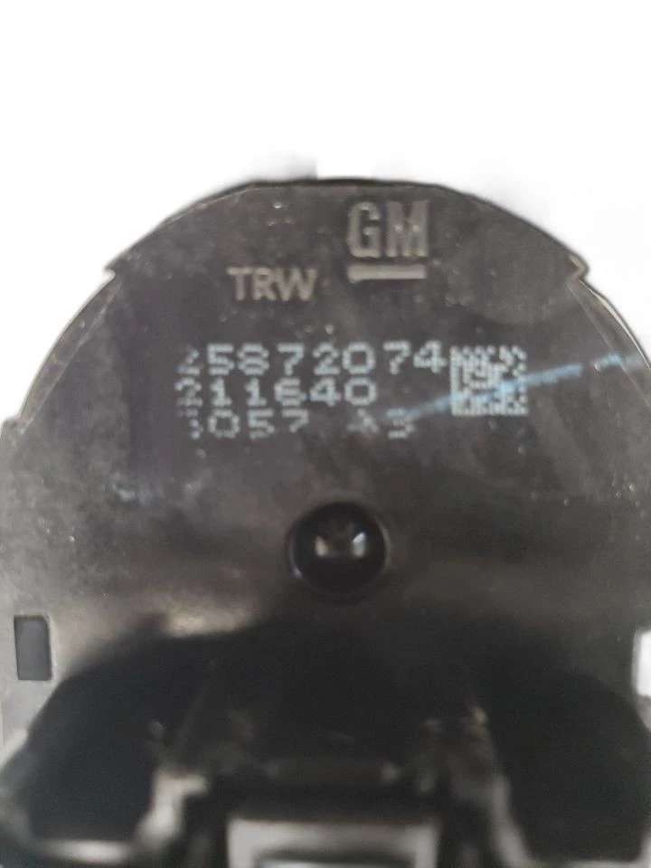 Alternator 4 Cylinder Fits 13-17 ALTIMA 1349396 - Image 1 of 4