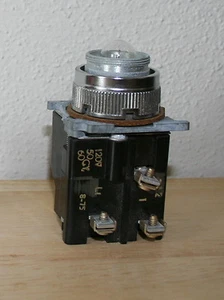 10250T221 Cutler-Hammer Pretest indicator Light, with Transformer, 120V 50/60 Hz - Picture 1 of 1