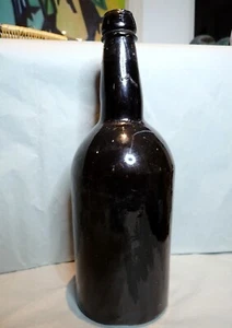 Wein Spirituosenglas Flasche antik hoch dunkel Glasflasche konkaver Boden - Bild 1 von 8