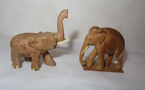 Vintage Miniatur Holz geschnitzt Ceylon Elefant Figuren ~ Stamm oben und unten - Bild 1 von 8