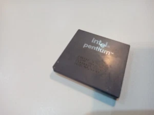 intel Pentium 100 MHz socket 7 CPU - SX970 A8050100 - Picture 1 of 1