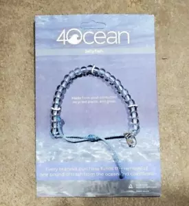 Beaded Jellyfish Bracelet Made from Recycled Plastic & Glass - 4Ocean - Picture 1 of 3