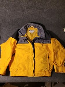 Columbia Bugaboo Winter Ski Jacket Size Medium Womens Yellow Coat Z1