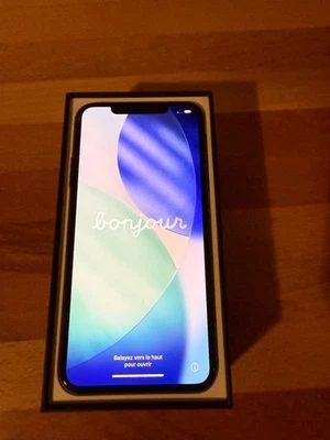 Apple iPhone 11 Pro Max - 256GB - Space Grau  (Ohne Simlock) (CDMA+GSM) - Bild 1 von 4